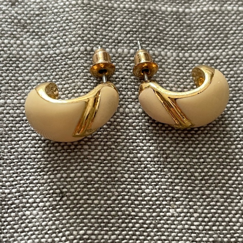 Vintage Monet earrings